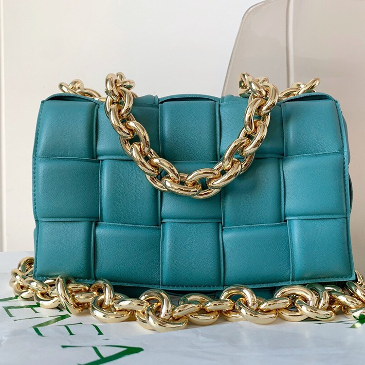 보테가 베네타 더 체인 카세트 백